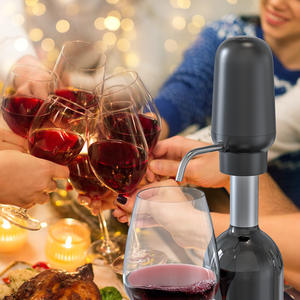 Distributeur de vin électrique Xinzhida noir rechargeable, verseur automatique pour vin rouge, blanc et champagne, fonctionnement à un bouton - Product Image 1