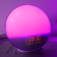 Lámpara Despertador con Simulación de Amanecer y Atardecer de 7 Colores, Luz Blanca, Radio FM, Reloj Digital, Lámpara de Ambiente