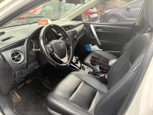 <span class=keywords><strong>Toyota</strong></span> <span class=keywords><strong>Corolla</strong></span> E+ <span class=keywords><strong>2020</strong></span> 1.8L 99 CV Híbrido de <span class=keywords><strong>Segunda</strong></span> <span class=keywords><strong>Mano</strong></span>, Sedán de 4 Puertas y 5 Asientos, Coche Usado - Product Image 4