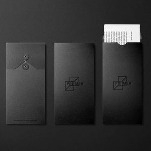 Sobre para Monedas con Logotipo de Empresa en Estampado Dorado sobre Papel Negro, Estilo Tradicional, para Tarjetas de Servicio - Product Image 3