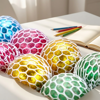 Pelota Antiestrés de Malla Plástica Colorida con Forma de Uva, Juguete Sensorial para Aliviar la Ansiedad y el Mal Humor, Unisex, Edades 2-4