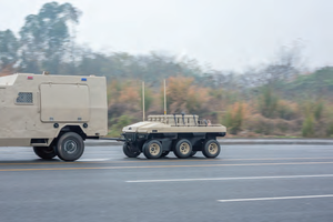 Chariot de transport tout-terrain multifonctionnel de haute qualité 6 roues motrices télécommandé avec pneus pleins, nouveau modèle hybride en acier, capacité 1000 kg - Product Image 5