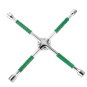 Clé à douille 4 voies, clé cruciforme 4 voies, acier haute dureté, outil universel de démontage et de réparation de pneus de voiture, directement de l'usine - Product Image 1