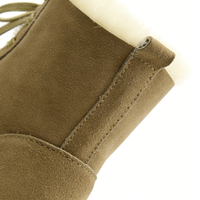 Bottes de neige imperméables en cuir de vache OEM/ODM en gros, chaudes pour l'automne/hiver, à lacets, semelle en caoutchouc antidérapante, logo et style personnalisés