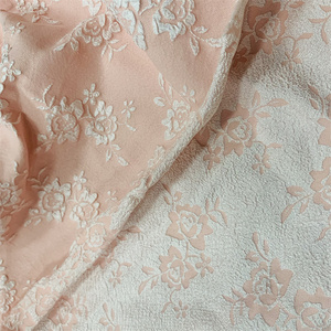 Tissu textile bon marché de jacquard de pivoine de soulagement tridimensionnel de haute qualité 100% polyester pour des filles - Product Image 2