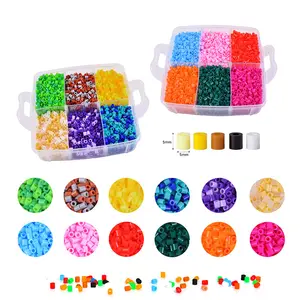 Vente en gros de perles <span class=keywords><strong>Hama</strong></span> 5mm ensemble de perles colorées tableau de chevilles en plastique 5mm kit de perles Perler style dessin animé éducatif pour les enfants - Product Image 3