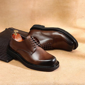 รองเท้าหนังแท้ผู้ชาย ระบายอากาศดี ทันสมัย สวมใส่สบาย น้ำหนักเบา เหมาะสำหรับธุรกิจ งานทางการ หรือใส่ลำลอง พื้นยางกันลื่น - Product Image 3