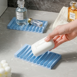 Support de Savon Auto-Drainant Sanga Personnalisé en TPR Écologique, Plateau de Drainage Bleu-Gris 159x81.8x14mm pour Salle de Bain, Logo Personnalisé - Product Image 2