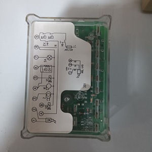 Contrôleur de carburant Honeywell Dkw 976 N Mod 05 220 240V 50 60Hz 12Va Ip40 - Product Image 3