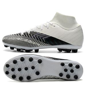 Nouvelles Chaussures de Football Noires de Qualité pour Garçons, Baskets de Sport d'Entraînement pour <span class=keywords><strong>Enfants</strong></span>, Chaussures de Futsal d'Intérieur à Cheville Haute - Product Image 1