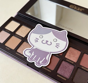 พาเลทแต่งหน้ารูป<span class=keywords><strong>แมว</strong></span>น่ารัก เนื้อแมตต์ หลายสี พร้อมกล่องเครื่องสำอางพกพา<span class=keywords><strong>แบบ</strong></span>แม่เหล็ก - Product Image 4