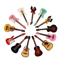 Vente en gros de broches diverses en forme de guitare, de violon, accessoires de mode, broche en bois