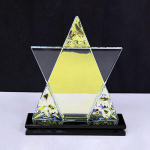 Trofeos de Cristal Personalizados, Trofeos de Cristal con Forma de Estrella Arcoíris con Base Negra - Product Image 2