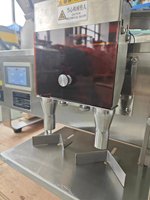 Machine de remplissage semi-automatique manuelle à double tête pour bouteilles YS-2