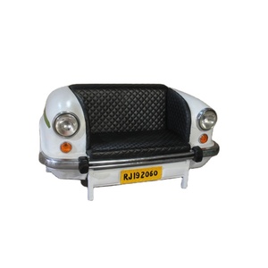 Sofá Original para Auto Ambassador con Asiento de Cuero Blanco y Cuero Negro, Muebles de Cuero Originales para Auto Ambassador - Product Image 1