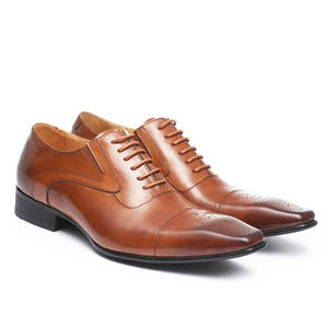 Chaussures Oxford en cuir de vachette à semelle épaisse avec finition lisse, chaussures en cuir décontractées et formelles, nouvelles chaussures pour hommes en cuir véritable de haute qualité - Product Image 1