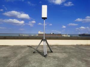Système de brouillage de détection de drones fixe Yyt T1CP-OSJ, portée 1-5 km, 100-6000 MHz, étanche IP65, monté sur trépied, pour la sécurité périmétrique des drones - Product Image 4