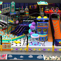 Soluciones de Juego Infantil para Interiores, Espacio Infantil Comercial Personalizado con Temática Espacial, Tobogán Grande, Equipo de Juegos Interior con Trampolín