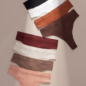 Culotte string sans couture côtelée en nylon pour femme, douce, respirante, taille basse, couleur unie, OEM ODM - Product Image 2