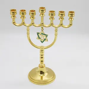 Feriado Judaico Menorá Dourada Estrela de David Charme Candelabro