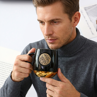 Mug à café en céramique vintage personnalisé classique avec badge en cuivre, mug rétro avec médaille de sirène pour cadeau d'anniversaire de couple