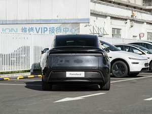 <span class=keywords><strong>Tesla</strong></span> Model Y 2025 RWD EV SUV d'occasion à faible kilométrage, batterie LFP 62,5 kWh, documents d'exportation complets - Product Image 6