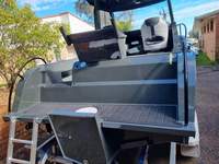 Nouveau bateau de pêche sportive de luxe en aluminium de 6 m (20 pieds) avec cabine et moteur hors-bord pour les loisirs