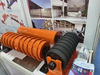 Galet de convoyeur certifié CE, haute résistance, faible entretien, taille personnalisée, compatible OEM, composants de convoyeur à bande pour mines de charbon