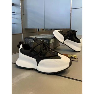 Zapatos Casuales de Moda Estilo 2026 - Zapatos para Caminar de Lujo con Suela Gruesa y Parches de Alta Calidad - Product Image 1