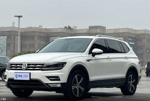 Voitures d'occasion <span class=keywords><strong>Tiguan</strong></span> L <span class=keywords><strong>2017</strong></span> 380TSI Automatique 4 roues motrices Édition Luxe SAIC Volkswagen SUV intermédiaire Essence Voitures d'occasion - Product Image 2