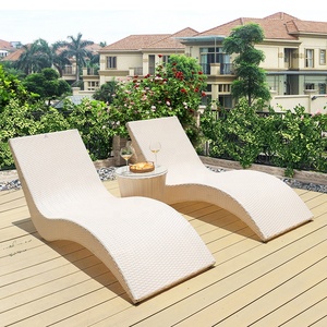 Meubles <span class=keywords><strong>de</strong></span> <span class=keywords><strong>jardin</strong></span> Meubles <span class=keywords><strong>de</strong></span> patio en rotin tissé blanc Pe Chaises longues d'extérieur Piscine Lounge Chaises longues - Product Image 2