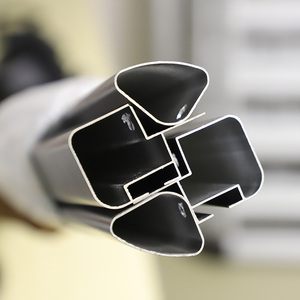 Panier de toit de <span class=keywords><strong>voiture</strong></span> en <span class=keywords><strong>aluminium</strong></span> aérodynamique, <span class=keywords><strong>porte</strong></span>-bagages universel, plateforme de transport de bagages pour SUV 4x4, voyage tout-terrain - Product Image 3