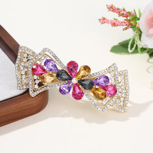 กิ๊บติดผมคริสตัลรูปดอกไม้ฤดูใบไม้ผลิประดับด้วยพลอยหลากสีสำหรับผู้หญิง - Product Image 4