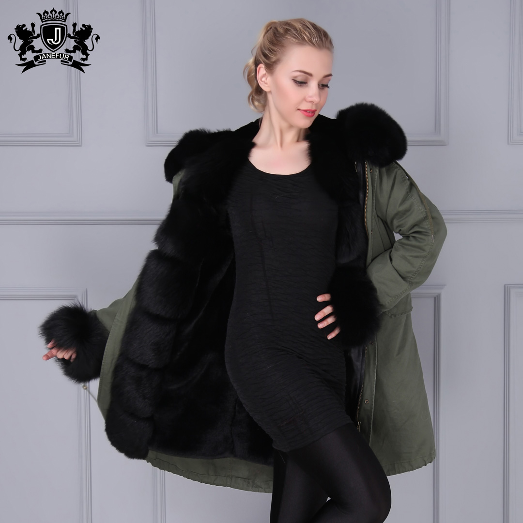Verde con pelliccia nera