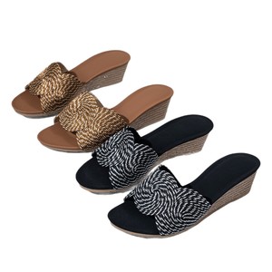 Elegantes Sandalias de Tacón de Cuña Doradas con Textura, Punta Abierta, Estilo Slip-On, Tacón Bajo, Zapatos de Verano para Mujer, Venta al Por Mayor - Product Image 5