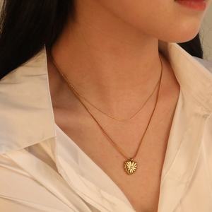 Venta al por Mayor de Fábrica, Collar de Cadena con Colgante Delicado de Acero Inoxidable Chapado en Oro PVD de 18K, Joyería de Moda para Mujer - Product Image 2