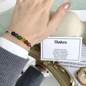 Pulsera <span class=keywords><strong>de</strong></span> cuentas <span class=keywords><strong>de</strong></span> piedras preciosas a granel al por mayor para calmar la tarjeta <span class=keywords><strong>de</strong></span> la suerte Sunstone Howlite Sodalite Energy Healing Chakra Cord Bangle - Product Image 5