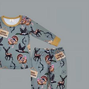 Pijamas de Seda de Manga Larga para Niños, Diseño de Pato Mallard y Pavo Gris, Venta al Por Mayor, Alta Calidad, Boutique, Gran Oferta, Nueva Llegada, Listo para Enviar - Product Image 2