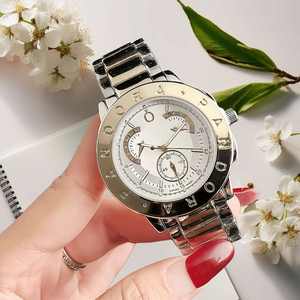 Montre à quartz simple pour femme Luxe discret avec une sensation sophistiquée haut de gamme - Product Image 2