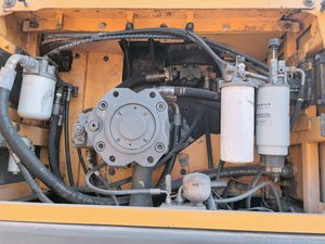 Excavatrice de grande taille VOLVO EC380 d'occasion, 38 tonnes, force de creusement puissante, cabine confortable pour la construction et l'exploitation minière - Product Image 4