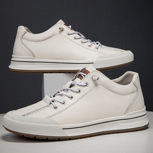 Nuevos Zapatos de Cuero Genuino para Hombre de Primavera, Mocasines Casuales Transpirables Blancos con Suela de Goma y Control de Red para Conducir, Combinables con Todo - Product Image 3
