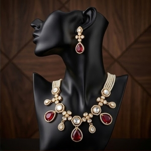 Ensemble de collier en argent 925 avec pierre rouge rubis traditionnelle, pierres en cristal rouge taille poire et collier de perles d'eau douce pour femmes - Product Image 3