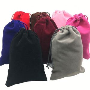 ถุงกำมะหยี่สีพื้นขนาดเล็ก 7*9 ซม. ขายดี มีหลายสีให้เลือก สำหรับใส่สร้อยคอ กำไลข้อมือ แว่นตา พร้อมเชือกผูก - Product Image 1