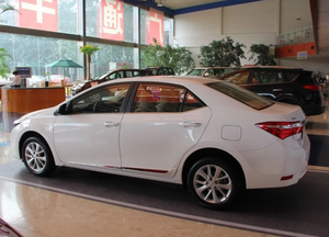 Toyota Corolla 2014 de <span class=keywords><strong>Segunda</strong></span> <span class=keywords><strong>Mano</strong></span>, 1.6L CVT GLXi, Bien Conservado, Sedán de <span class=keywords><strong>Gasolina</strong></span>, Auto Usado Práctico para Exportación Global - Product Image 3