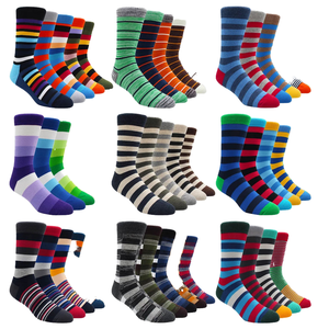 Calcetines de algodón transpirables para hombre, personalizados, divertidos, con diseño de arcoíris LEO, talla grande, casuales, con logo en el puño, para verano, deportes, uso diario y negocios. - Product Image 1