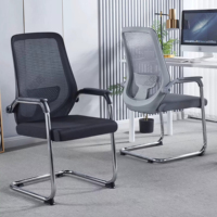 Chaise de bureau ergonomique moderne à base en arc épaissie, confortable, en maille, pour personnel de bureau - Vente en gros usine