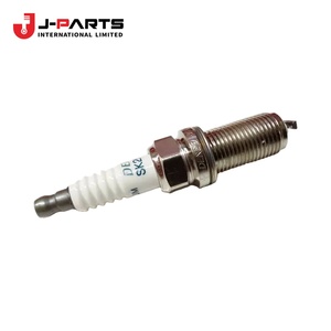 หัวเทียน (Denso SK20HR11) สำหรับรถยนต์โตโยต้า ไฮเอซ TRH203 ปี 2005-2013 - Product Image 5