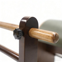 Barril de Pilates Ajustable de Madera de Nogal Personalizado OEM con Escalera para Equipos Profesionales de Gimnasio y Estudio