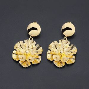 Jxx Hot Selling Large Flower Earrings and <b>Necklace</b> <b>Set</b> Dubai New Fashion Wedding Jewelry <b>Set</b> 24 Karat Gold Plated Cubic <b>Bridal</b> - Product Image 3