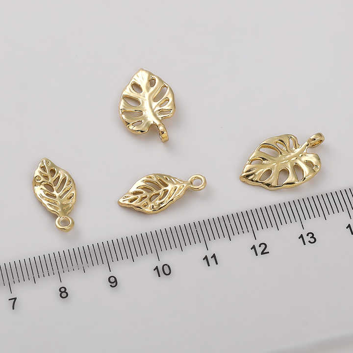 FGT407 Wholesale Fine Copper Pendants 14K Gold Hollow Leaf Shape